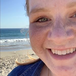 Meet your Posher, Madeline